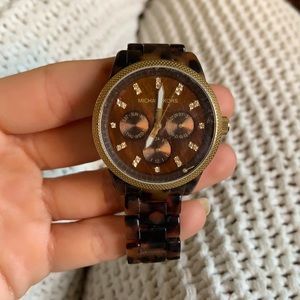 Tortoise shell Michael kors watch